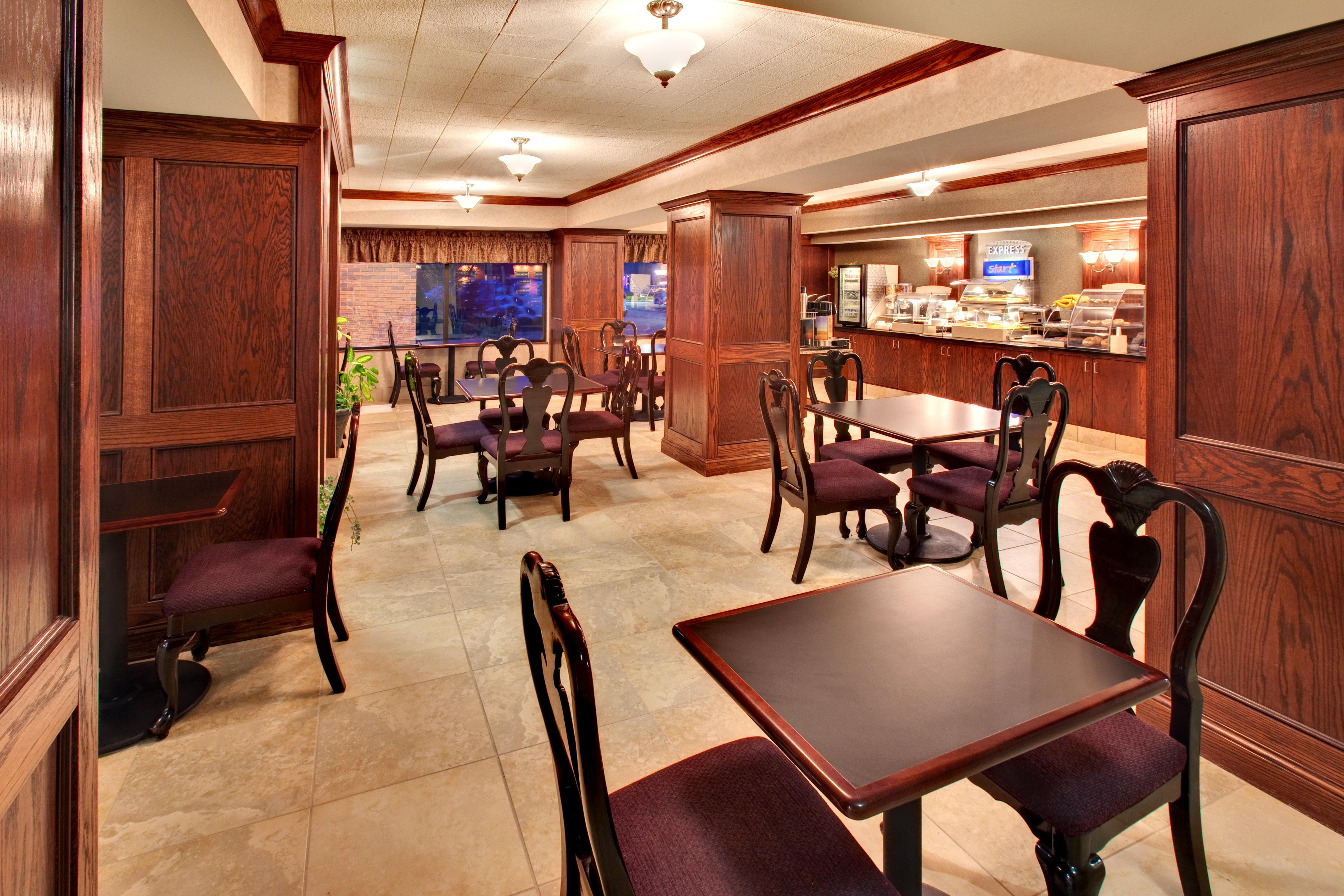 Best Western Watertown Inn & Suites Luaran gambar