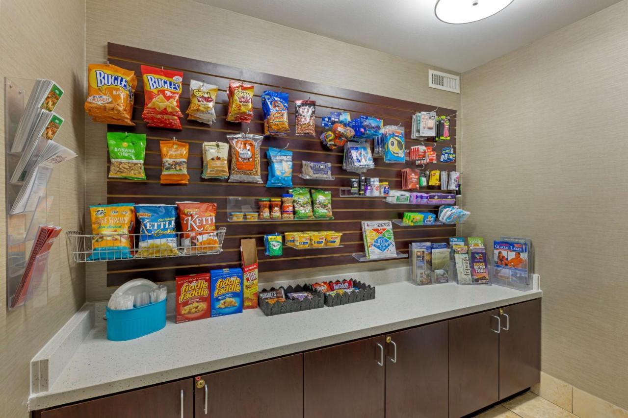 Best Western Watertown Inn & Suites Luaran gambar