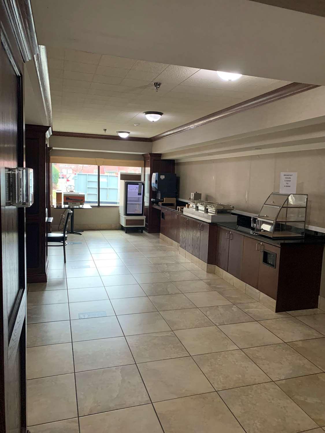 Best Western Watertown Inn & Suites Luaran gambar