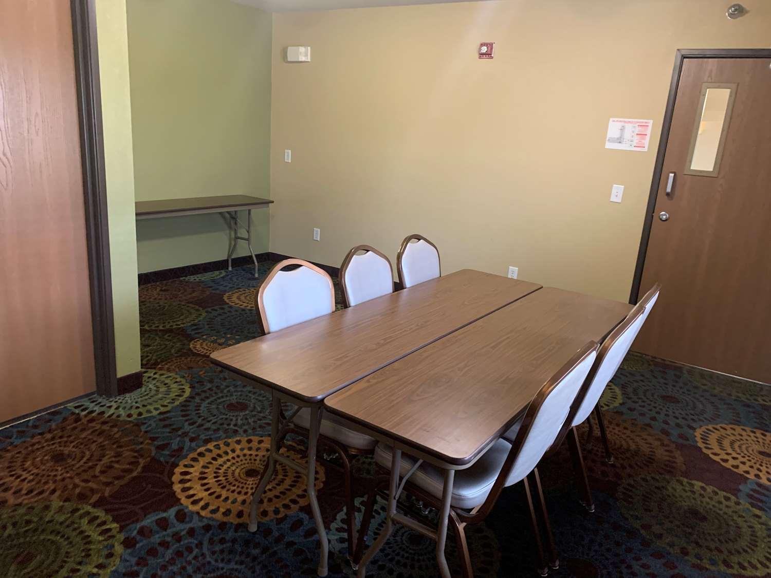 Best Western Watertown Inn & Suites Luaran gambar